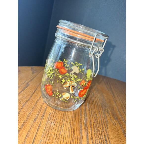 VINTAGE ARC 1 L Mushroom Vegetable Glass Jar Canister Bail Lid Made in FRANCE - Picture 1 of 6